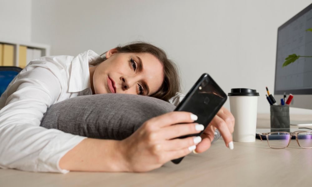 The Impact of Social Media Burnout